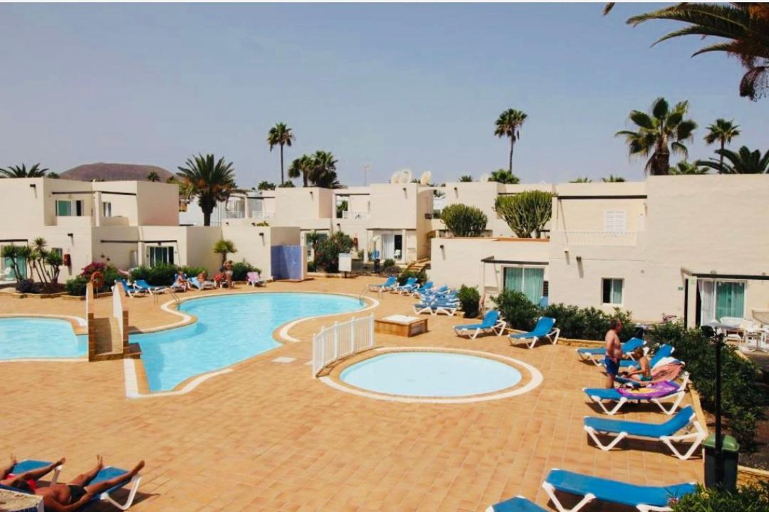 Alisios Playa, Pool View Apartment Corralejo Exterior photo